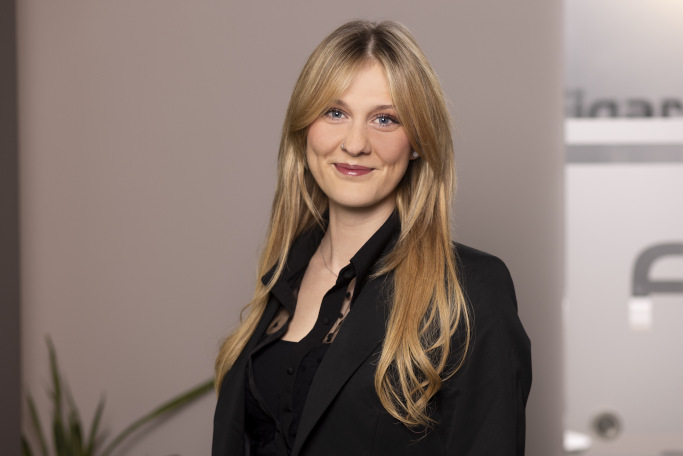 Salon Figaro Böhmer & Schlosser - Mitarbeiterin Franzi